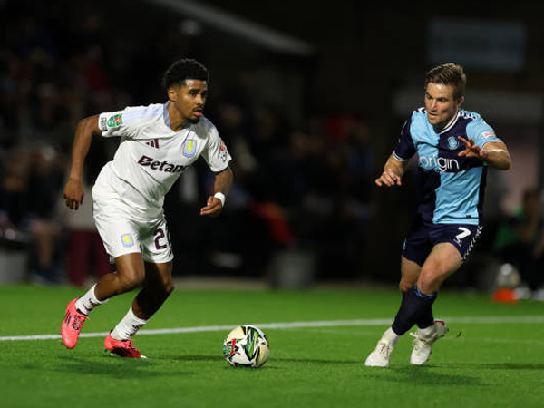 Menang 2-1, Aston Villa Singkirkan Wycombe Wanderers di Piala Carabao