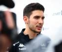 Esteban Ocon Puji Calon Rekan Setimnya Oliver Bearman