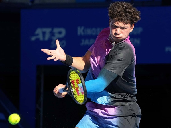 Taylor Fritz Tertunduk Lesu, Ben Shelton Terhindar Dari Kekalahan Di Tokyo