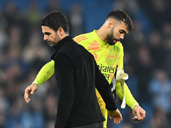 Mikel Arteta dan David Raya