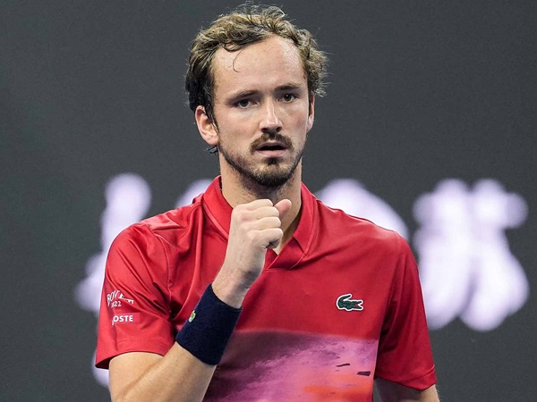 Turun Di Beijing, Daniil Medvedev Tembus Perempatfinal Turnamen ATP Ke-75