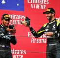 Lewis Hamilton Merasa Terhormat Membalap Bersama Ricciardo