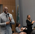 Magic Johnson Beri Saran Menohok Pada Anthony Edwards