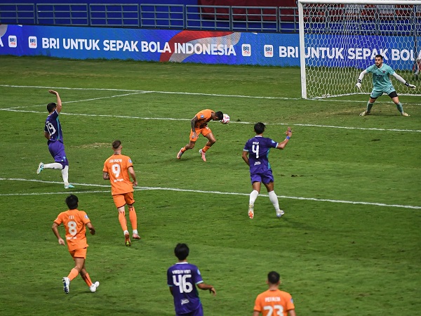 Borneo FC kesulitan membobol gawang Persita Tangerang