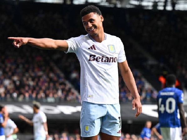 Striker Aston Villa, Ollie Watkins