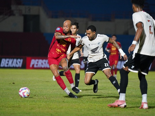 Penyerang Persija Jakarta, Gustavo Almeida di laga kontra PSM Makassar