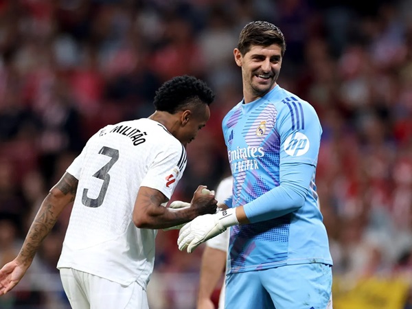 Thibaut Courtois Dipastikan Tidak Dikenai Sanksi Usai Derby Madrid