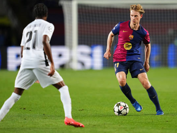 Kembali ke Lapangan, Frenkie de Jong Senang Disambut Hangat di Barcelona