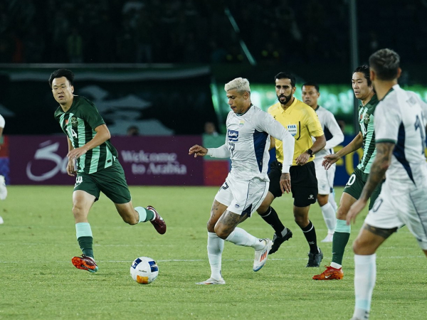 Persib dipaksa menelan kekalahan 0-1 dari Zhejiang FC