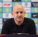 Lee Carsley: Tak Ada Posisi yang Aman di Timnas Inggris