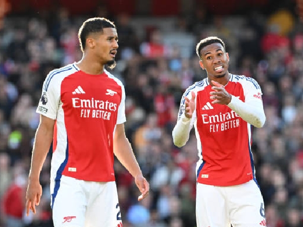 Ray Parlour mengomentari duet bek tengah Arsenal, William Saliba dan Gabriel Magalhaes