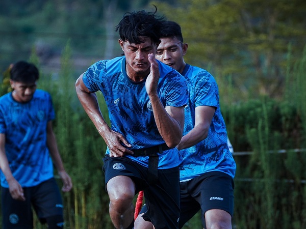 Arema FC Agendakan Uji Coba untuk Jaga Kondisi Pemain di Jeda Kompetisi