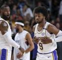 Los Angeles Lakers Kembali Tumbang di Tangan Suns