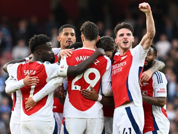 Alan Pardew Dukung Arsenal Jadi Juara Premier League Musim ini