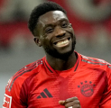 Alphonso Davies Enggan Komentari Masa Depannya di Bayern Munich