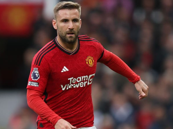 Andy Cole Berharap Luke Shaw Bisa Segera Perkuat MU