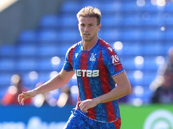 Rob Holding terpinggirkan di Crystal Palace