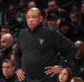 Doc Rivers Kecam Perlakuan Lakers ke Darvin Ham