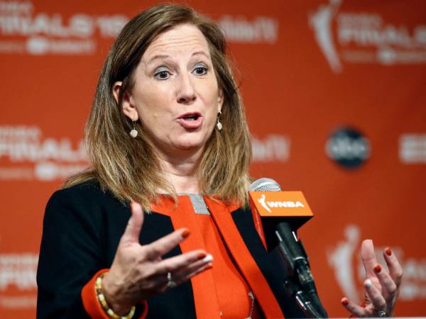 Komisaris WNBA Cathy Engelbert. (Foto: AP)