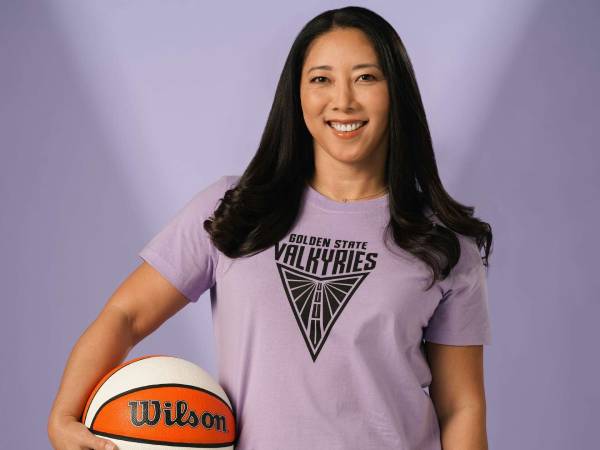 Natalie Nakase Didapuk Sebagai Pelatih Tim Ekspansi WNBA Valkyrie