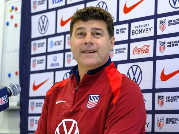 Pelatih timnas AS Mauricio Pochettino berbicara dalam konferensi pers. (Foto: AP)