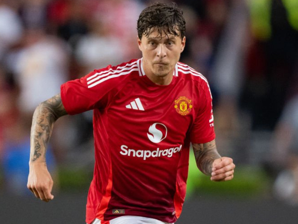 Victor Lindelof.