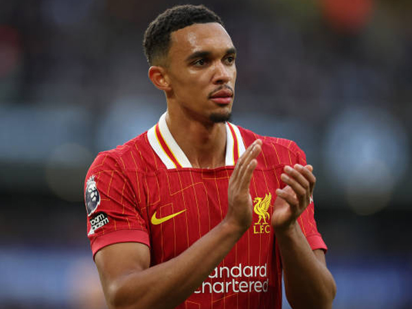 Legenda Liverpool Minta Klub Pertimbangkan Lepas Trent Alexander-Arnold