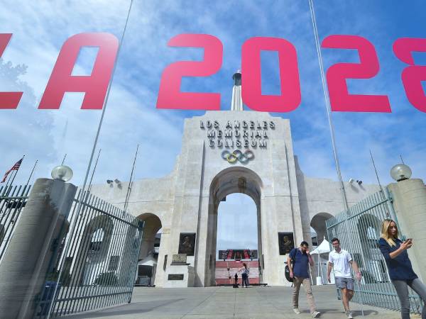 Los Angeles Memorial Coliseum akan mengalami renovasi besar dengan investasi sebesar $100 juta. (Foto: AP)