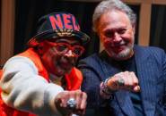 Sutradara Film Spike Lee Tidak Sangka Masuk Hall of Fame Sebagai Superfan