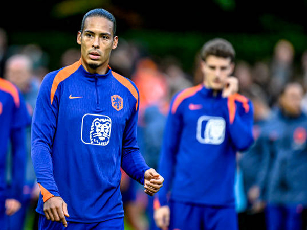 Arne Slot Bingung dengan Kritik Media Belanda Terhadap Virgil van Dijk