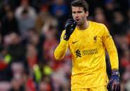 Arne Slot dan Staf Liverpool Dalami Cedera Alisson Becker