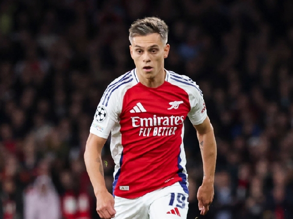 Pemain sayap Arsenal, Leandro Trossard