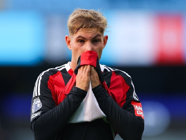 Emile Smith Rowe merupakan jebolan akademi Arsenal