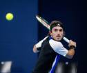 Stefanos Tsitsipas Bertahan Sekuat Tenaga Di Antwerp