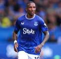 Ashley Young Pastikan Kesiapan Everton Hadapi Ipswich Town