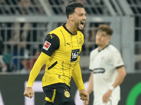 Ramy Bensebaini Bahagia Cetak Gol Pertamanya Untuk Dortmund