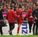 Bayern Menang 4-0 Atas VfB Stuttgart, Aleksandar Pavlovic Alami Cedera