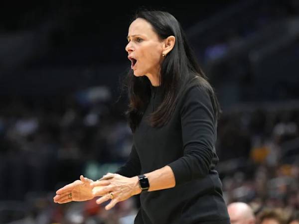 Pelatih New York Liberty, Sandy Brondello. (Foto: AP)