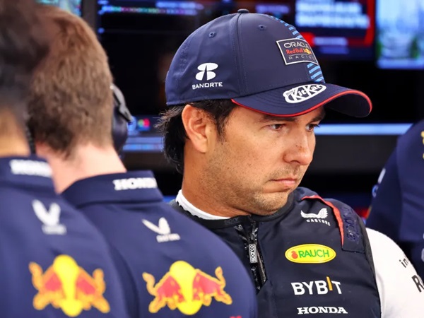 Sergio Perez Curiga Tidak Kendarai Mobil Sama dengan Verstappen