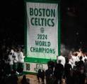 Disaksikan Para Legenda, Boston Celtics Kibarkan Banner Juara No.18