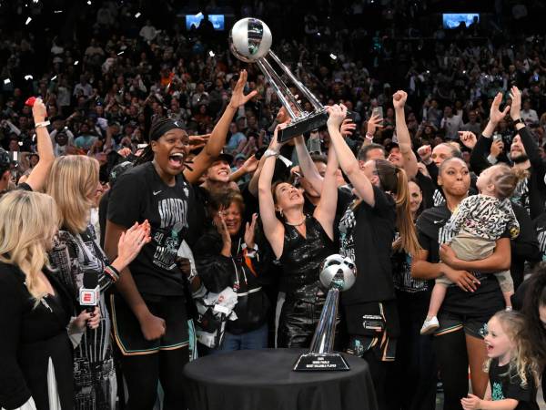 Sebagai juara bertahan, New York Liberty kini diposisikan sebagai unggulan untuk memenangkan Final WNBA 2025. (Foto: AP)