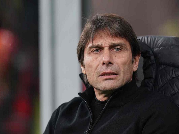 Pekan ke-8, Antonio Conte Bawa Napoli Bertahan di Puncak Klasemen Serie A