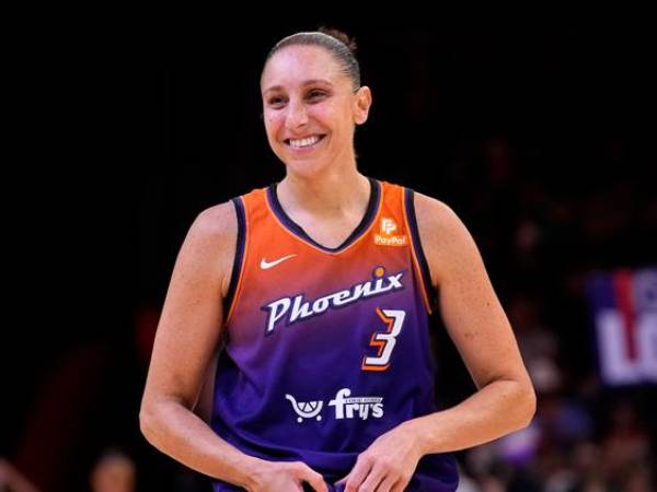 Bila sudah pensiun, Diana Taurasi tertarik dengan ide untuk terlibat dalam kepemilikan sebuah tim. (Foto: AP)