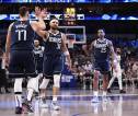 Luka Doncic Pimpin Mavericks Menang Atas Spurs