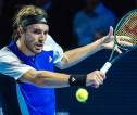 Stan Wawrinka Karam, Stefanos Tsitsipas Bertahan Di Basel