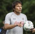 Kalahkan Lecce, Antonio Conte Minta Napoli Alihkan Fokus kepada Milan