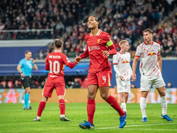 Kepemimpinan Virgil van Dijk di Liverpool Jadi Inspirasi Bagi Arne Slot