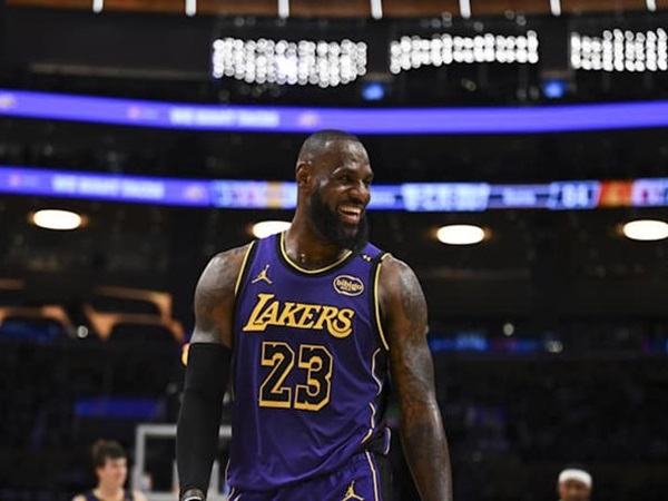 LeBron James Nyatakan Siap Bermain 82 Game jika Sehat