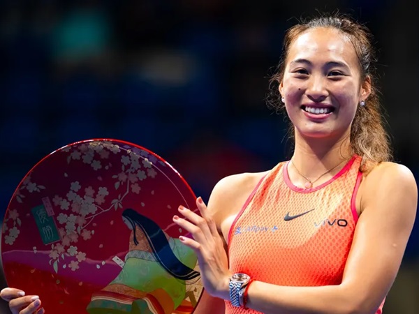 Zheng Qinwen Amankan Gelar Ketiga Musim 2024 Di Tokyo