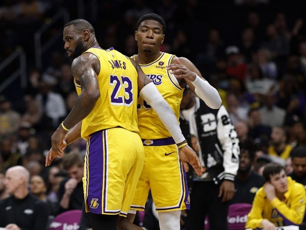 Rui Hachimura sebut mindset Lakers berubah total di bawah kepemimpinan JJ Redick.